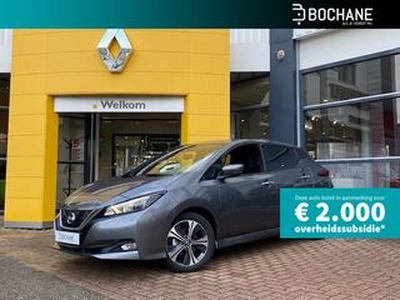 Nissan LEAF 40 kWh N-Connecta / NIEUW / Navi / Apple Carplay / 360? Camera / PDC v+a / Winter-pakket / LMV 17