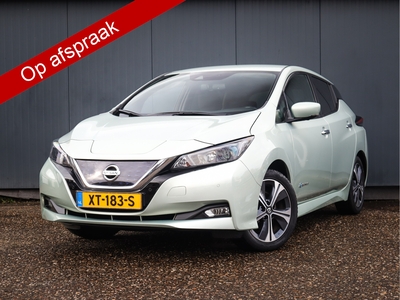 NISSAN LEAF N-Connecta 40 kWh (150PK), (Subsidie Mogelijk) 1ste-Eigenaar, Nissan-Dealer-Onderh., Navigatie/Apple-Carplay/Android-Auto, Parkeersensoren-V+A, 360-Camera, Dodehoeksensor, Keyless-Entry/Start, Stoelverwarming-V+A, Adaptive-Cruise-Control, Spiegel-Pakke...