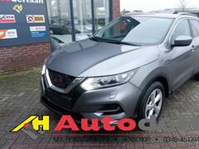 Nissan QASHQAI 1.2 N-Connecta Aut./Pano/Navi/Kamera