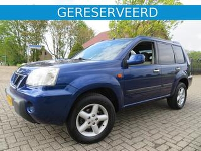 Nissan X-TRAIL 2.0i Benzine 4WD VAN met Airco en Vele Opties !