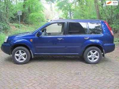 Nissan X-TRAIL 2.2 dCi Elegance