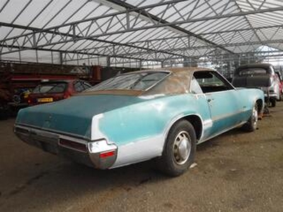 Oldsmobile TORONADO