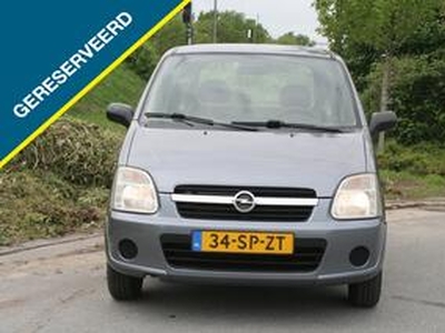 Opel AGILA 1.2-16V Essentia