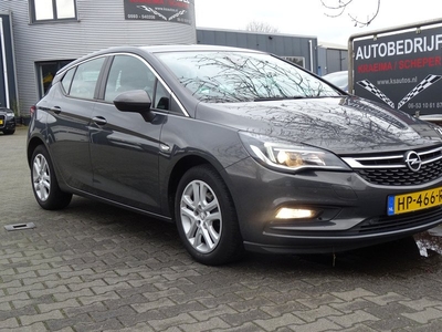 Opel Astra 1.0 Business+