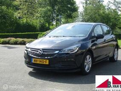 Opel ASTRA 1.0 Online Edition