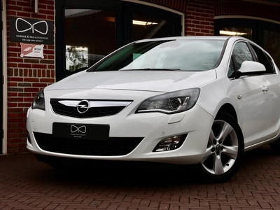 Opel Astra 1.4 Turbo Cosmo | XENON | DAKJE | NAVIGATIE | CRUISE