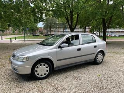 Opel ASTRA 1.6-16V Pearl