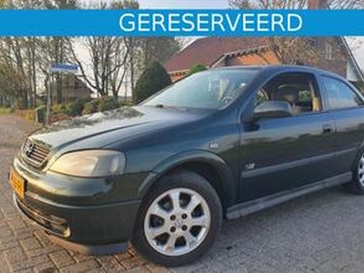 Opel ASTRA 1.6i GL Coup? met Airco en Vele Opties