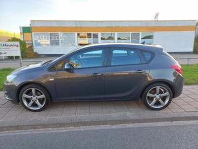 Opel ASTRA 1.7 CDTi S/S Business + -MET NIEUWE APK!!