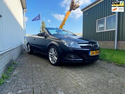 Opel ASTRA TwinTop 1.8 Cosmo