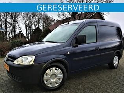 Opel COMBO 1,4i Benzine met Slechts 113000 km !