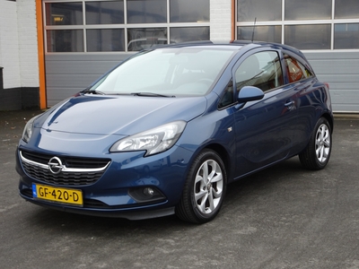 OPEL CORSA 1.0 Turbo Edition Airco, licht licht metalen velgen, cruise controle, afneembare trekhaak, parkeersensoren voor en achter, achteruitrijcamera, enz.