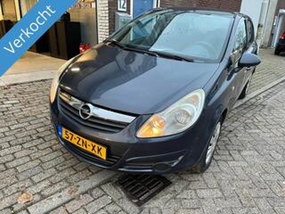 Opel CORSA 1.2-16V Essentia