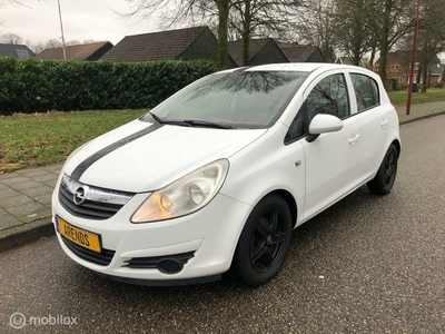 Opel Corsa 1.2-16V Selection Nieuwe APK!!