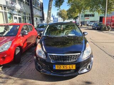 Opel CORSA 1.4-16V Sport