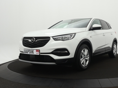 OPEL GRANDLAND X BWJ 2020 1.2 131 PK Turbo Business Executive TREKHAAK / NAVI / CLIMA / CRUISE / DAB+ / LED / KEYLESS / DODEHOEK DETECTIE