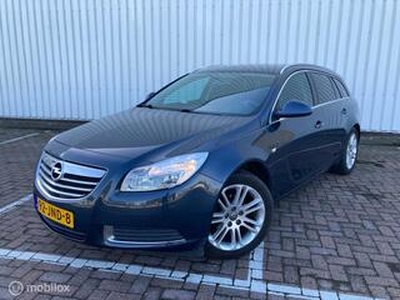 Opel INSIGNIA Sports Tourer 1.8 Executive