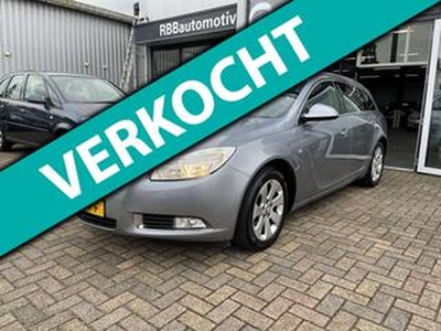 Opel INSIGNIA Sports Tourer 2.0 T Cosmo automaat navigatie climate controle cruise controle lm-velgen elektrische pakket trekhaak