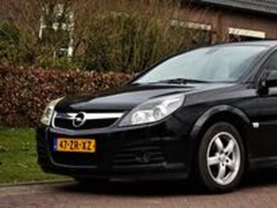 Opel VECTRA GTS 1.8-16V Executive MET AIRCO, LEDEREN BEKLEDING EN MEER!!!