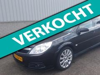 Opel VECTRA Wagon 2.2-16V Executive