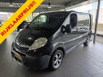 Opel VIVARO 2.5 CDTI L1H1 / NAVI / AIRCO / TREKHAAK / BULLBAR / L.M. VELGEN / BETONPLEX LAADVLOER