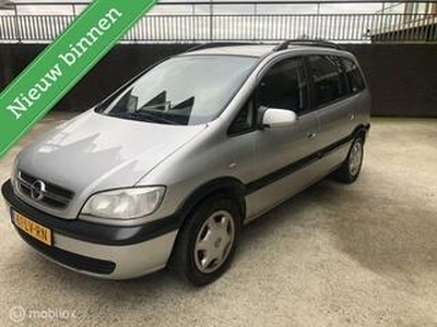 Opel ZAFIRA 1.6-16V Comfort