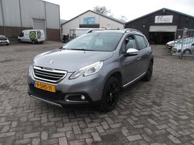 Peugeot 2008 1.2 VTi Allure Pack Premium Plus airc navi half leer