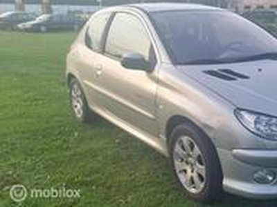 Peugeot 206 1.4-16v