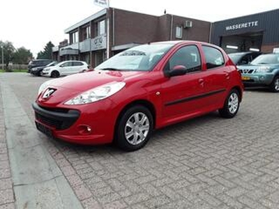 Peugeot 206 1.4 75PK URBAN MOVE 5 DRS / AIRCO