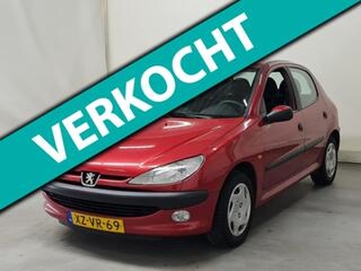 Peugeot 206 1.4 Gentry automaat airco 147000 km NAP