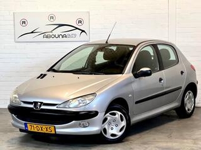 Peugeot 206 1.4 Gentry |Clima |Stuurbkr |Elek.ramen