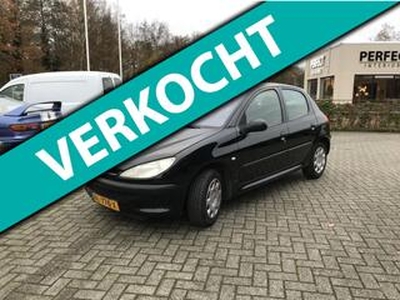 Peugeot 206 1.4 XR Nw APK ,distributie en koppeling