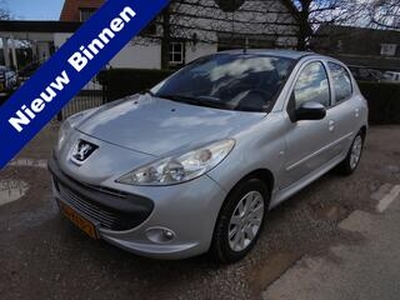 Peugeot 206 + 1.4 XS **5-DEURS**AIRCO**APK 1-2025**