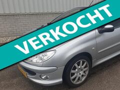 Peugeot 206 CC 1.6-16V HDiF