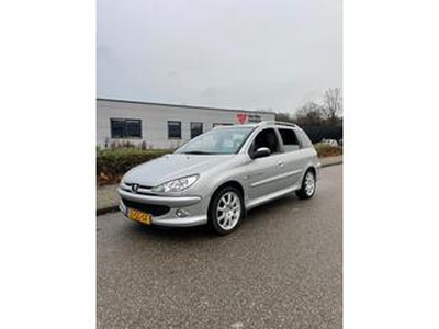 Peugeot 206 SW 1.6-16V Quiksilver