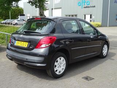 Peugeot 207 1.4 VTi Urban Move 5-Drs