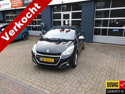 Peugeot 208 1.2 PureTech Allure All-in prijs LM velgen/Navigatie/Park sens