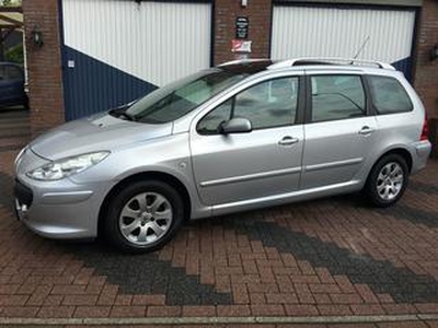 Peugeot 307 1.6 16v pack