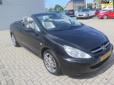 Peugeot 307 CC 2.0-16V clima, stoel verwarming, licht metalen velgen ,vol leder, navigatie ,metallic-lak,