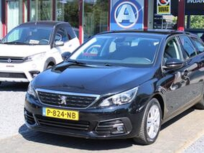 Peugeot 308 1.2 PureTech Blue Lease Premium Avantage NAVI