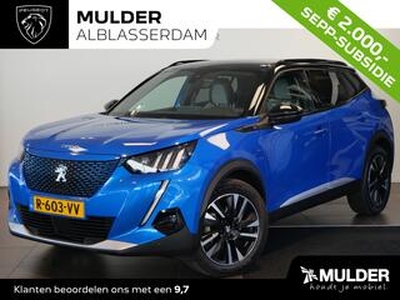 Peugeot e-2008 SUV GT Pack EV 3-FASEN 50kWh 136pk 12% BIJTELLING! NU MET GRATIS THUISLADER SCHUIF/KANTELDAK | ALCANTARA/LEDER | ADAPTIVE CRUISE | KEYLESS ENTRY | STOELVERW. | DAB+ | 18