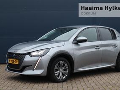 Peugeot e-208 EV Allure 50 kWh 8% Bijtelling | LICHTMETALEN VELGEN | AIRCO | MULTIFUNCTIONEEL STUUR | PARKEERSENSOREN |