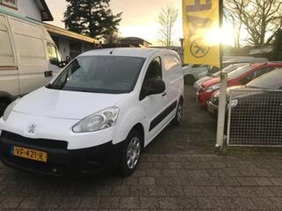 Peugeot PARTNER 122 L2 XT 1.6 e-HDi 90pk