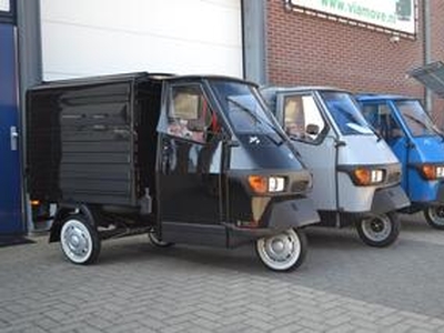 Piaggio APE 50 Van 1x zijklep en werkblad(FOODTRUCK/RECLAME)