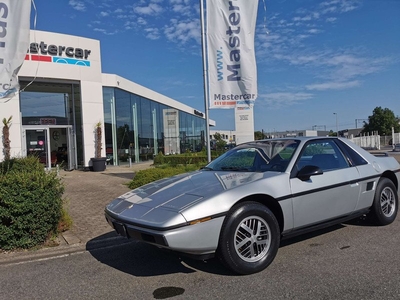 Pontiac Fiero FIERO SE 2 MV6