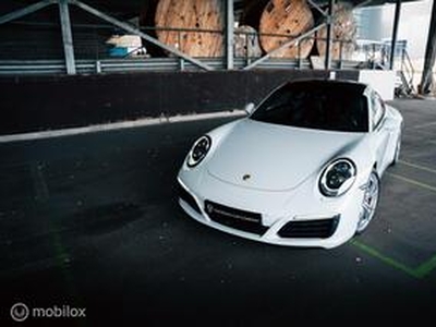 Porsche 911 3.0 Carrera 4S