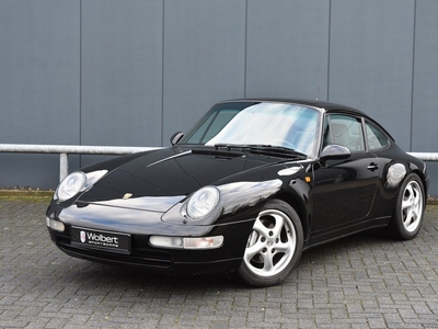 Porsche 911 993 Carrera 4 Coupé