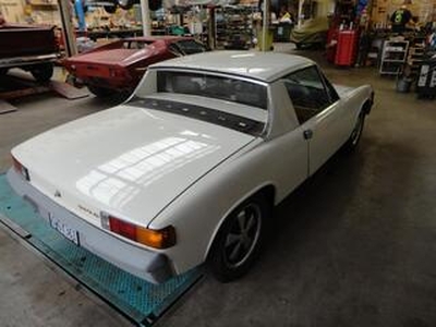 Porsche 914