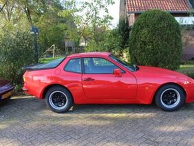 Porsche 944 2 x Porsche 944 binnenkort beschikbaar