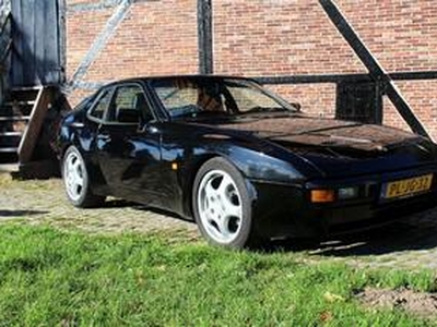 Porsche 944 8 x 944 in stock!